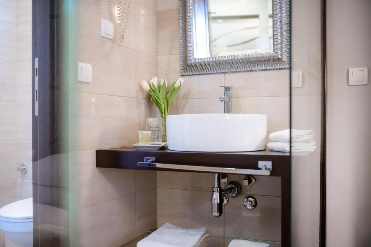 Luka De Luka Suites بلغراد المظهر الخارجي الصورة